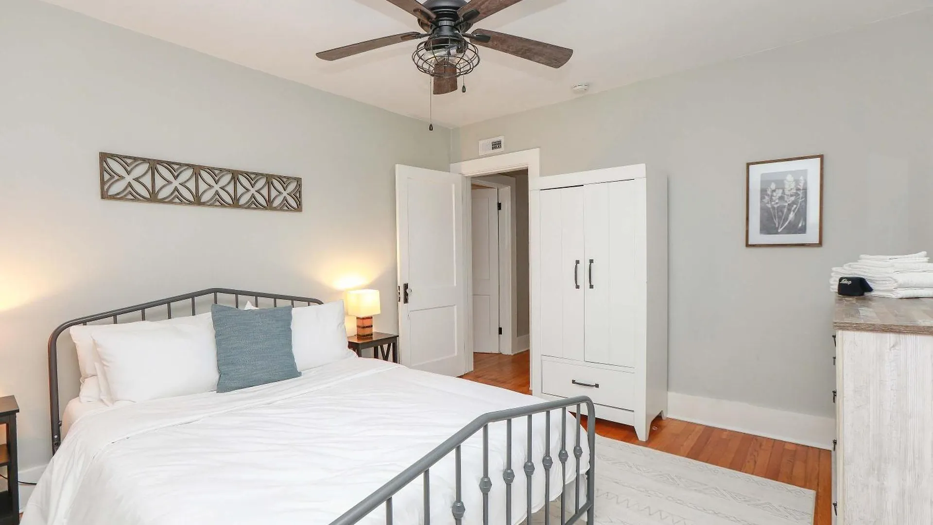 Sojourn At Colley Manor Unit 2 Sleeps 4 Apartment Norfolk