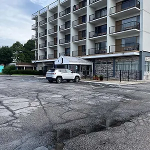 6 Norfolk, Va East Little Creek Hotel